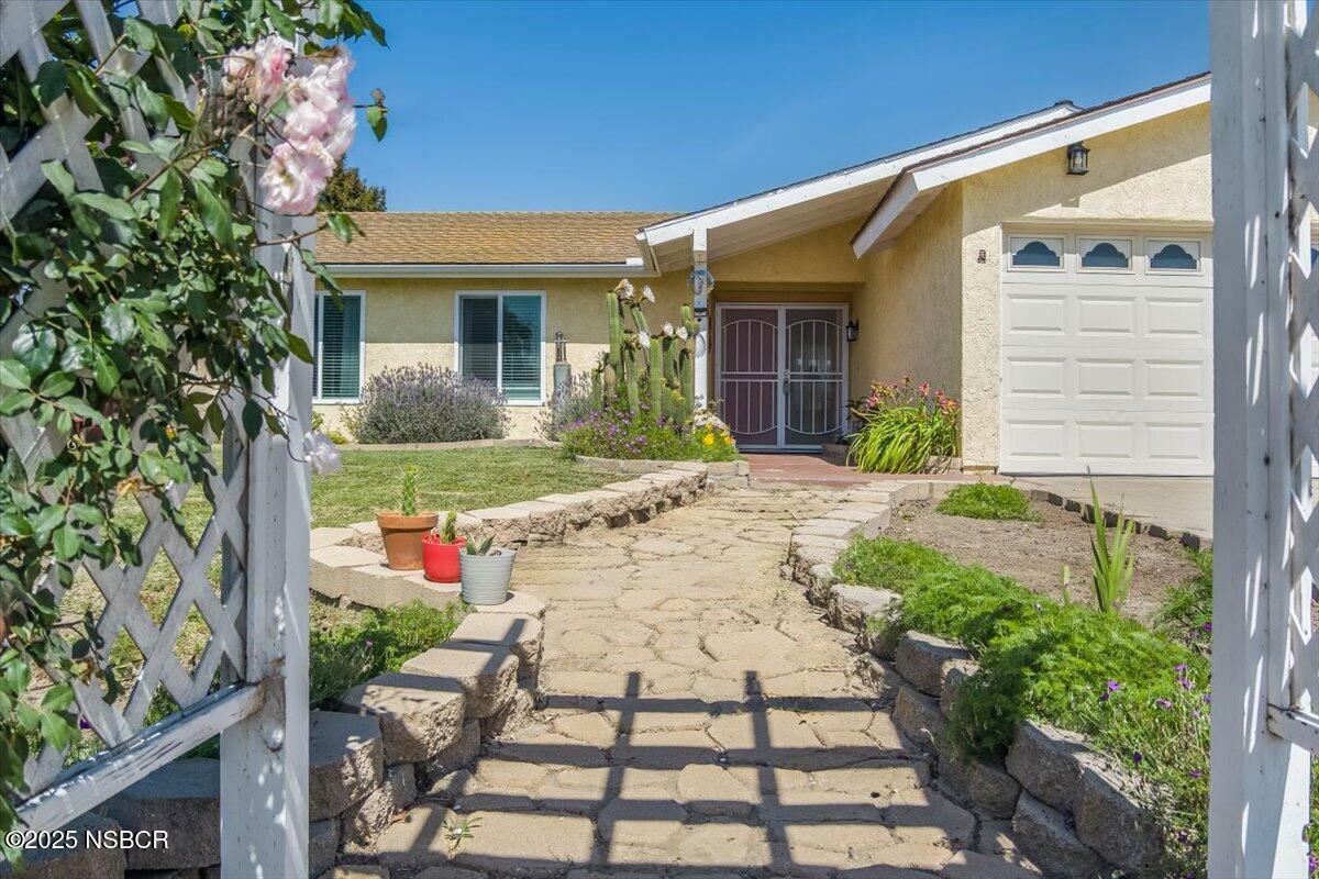 Property Photo: 1300 N 3rd Street CA 93436