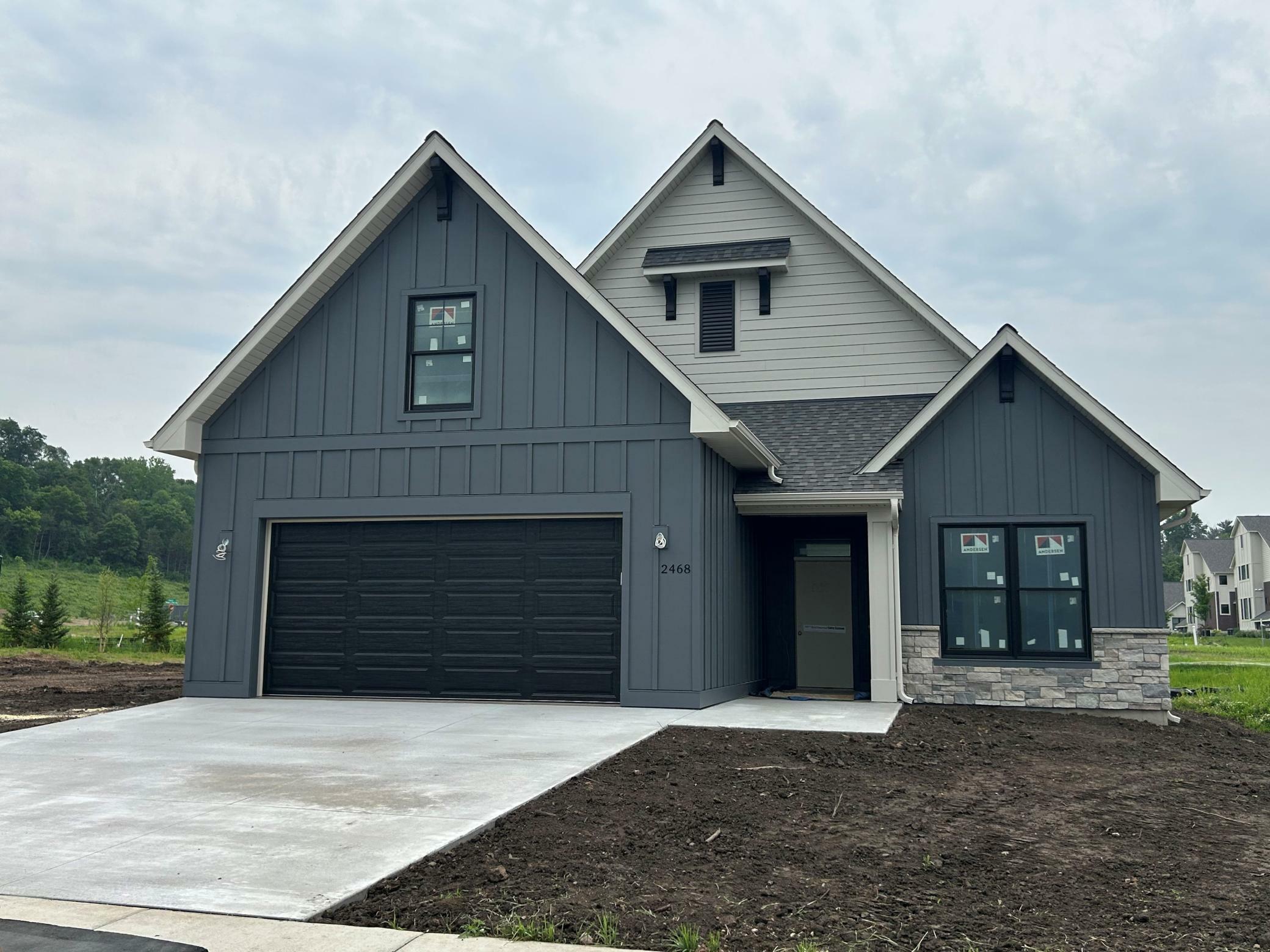 2469 Sharon Lane  Hudson WI 54016 photo