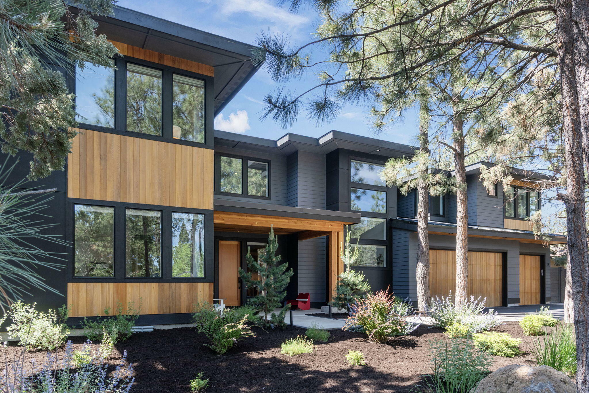 Property Photo: 19896 Alderwood Circle OR 97702
