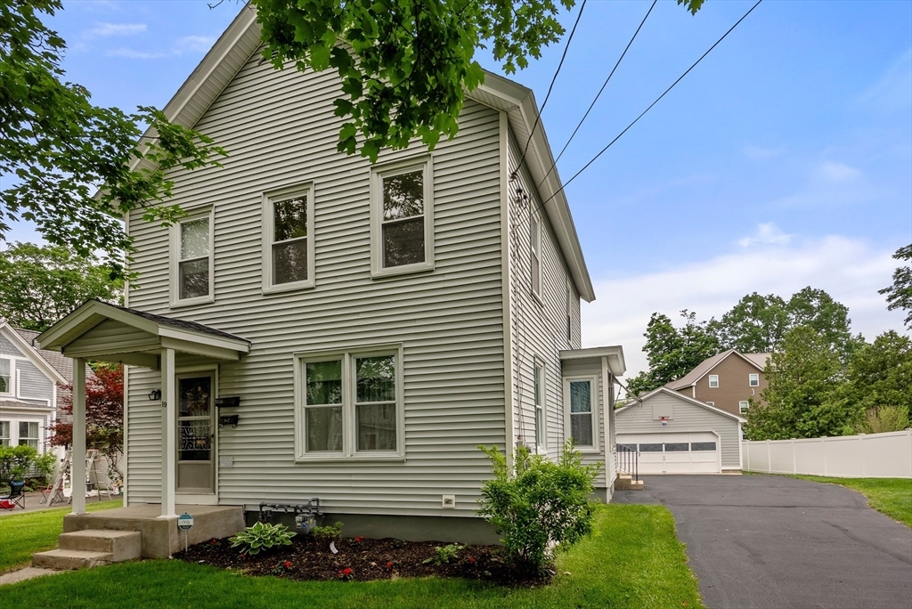 Property Photo: 19 Hatfield St MA 01060