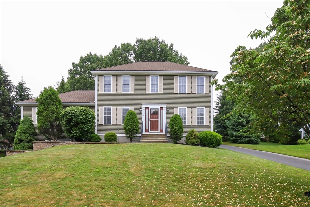 10 Morgan Circle  Holden MA 01520 photo