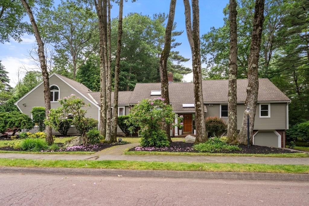173 Locksley Road  Lynnfield MA 01940 photo