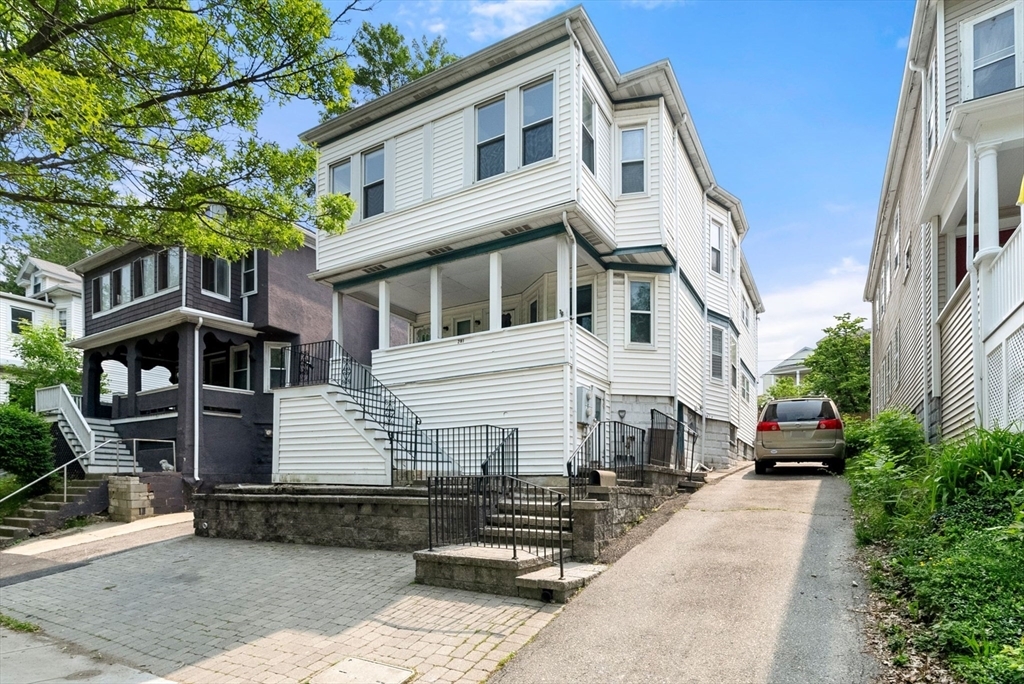 281 Alewife Brook Pkwy  Somerville MA 02144 photo