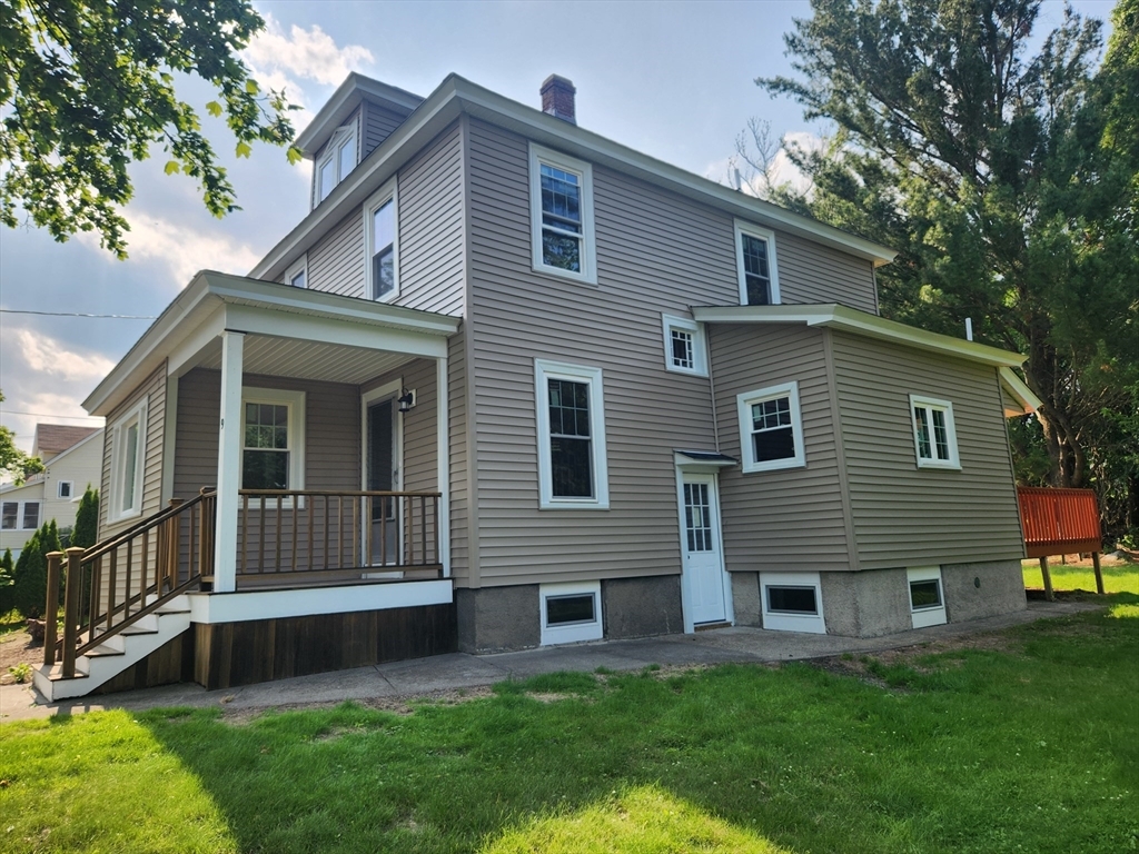 Property Photo: 9 Varney St MA 01605