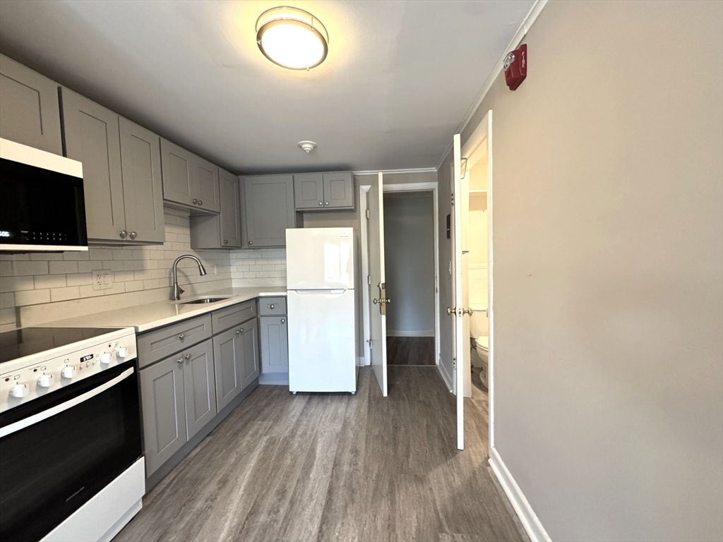 Property Photo: 31 Western Ave 10 MA 01930