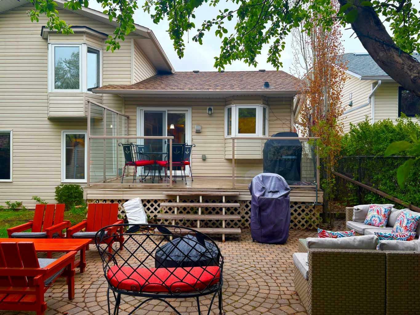 Photo de la propriété: 387 Silvergrove Drive NW AB T3B 4T2