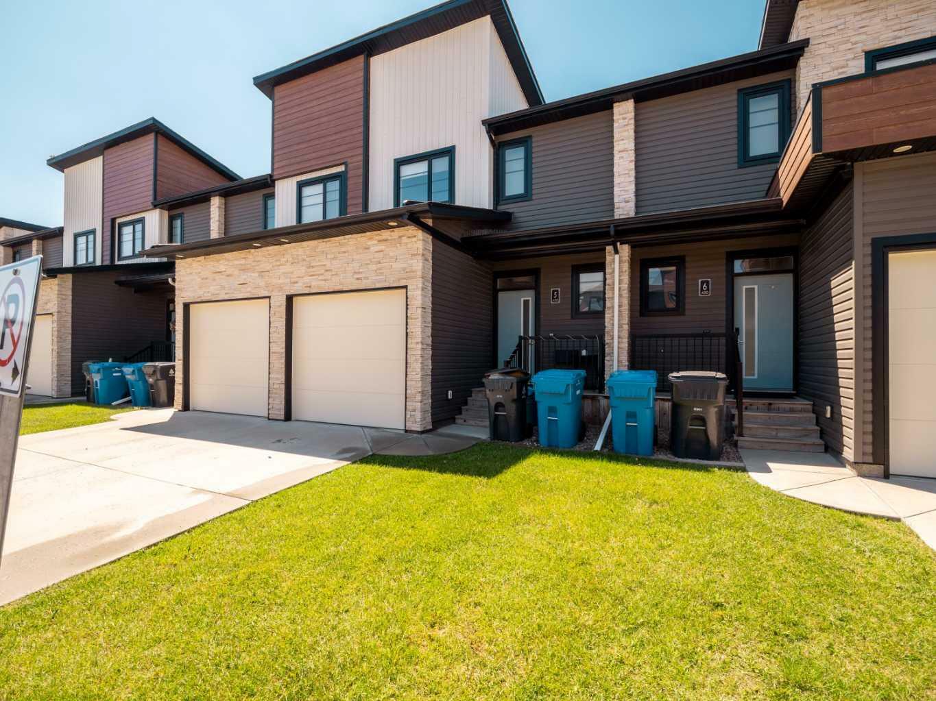 Photo de la propriété: 450 Highlands Boulevard W 5 AB T1J 5K5