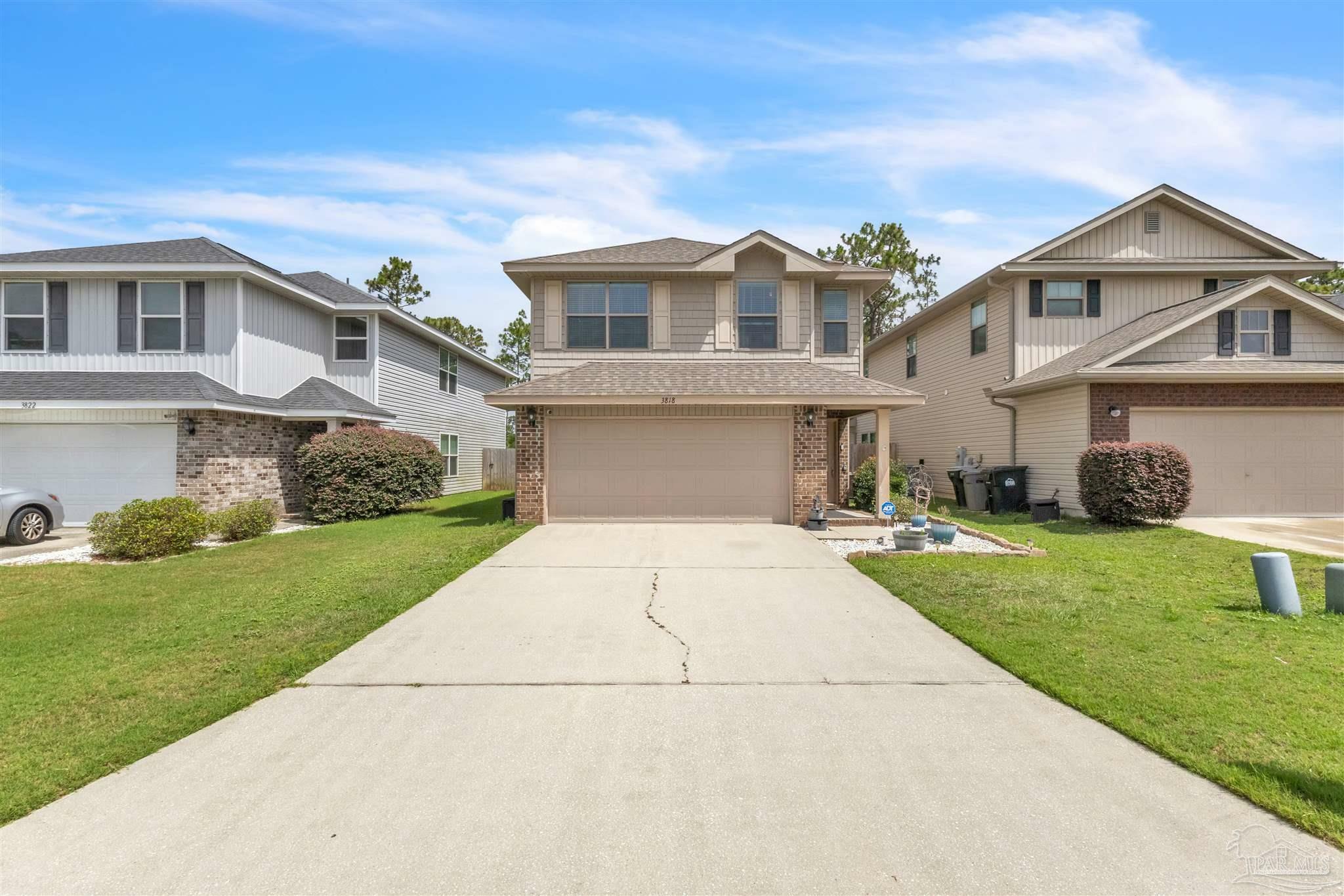 Property Photo: 3818 Weatherstone Cir FL 32507