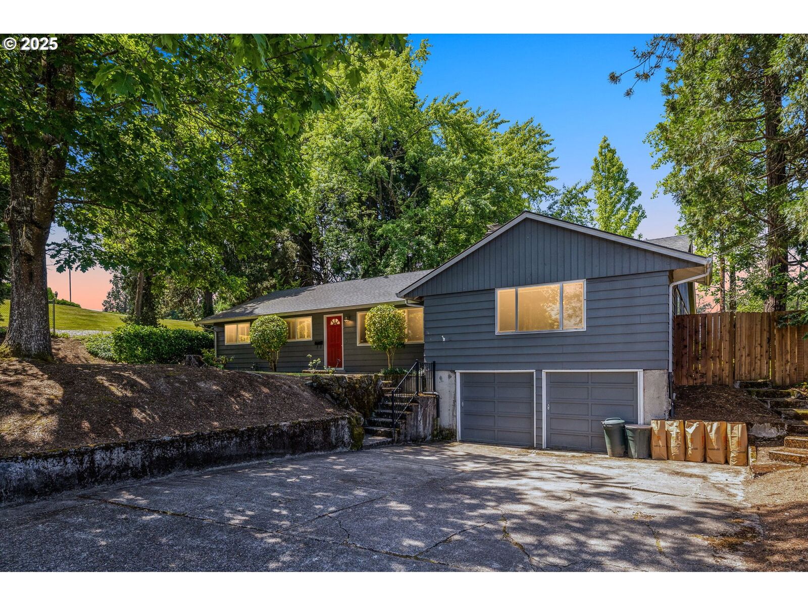 Property Photo:  13770 SW Parkway  OR 97005 