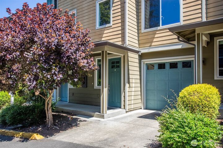 Property Photo: 2115 201st Place SE R-103 WA 98012