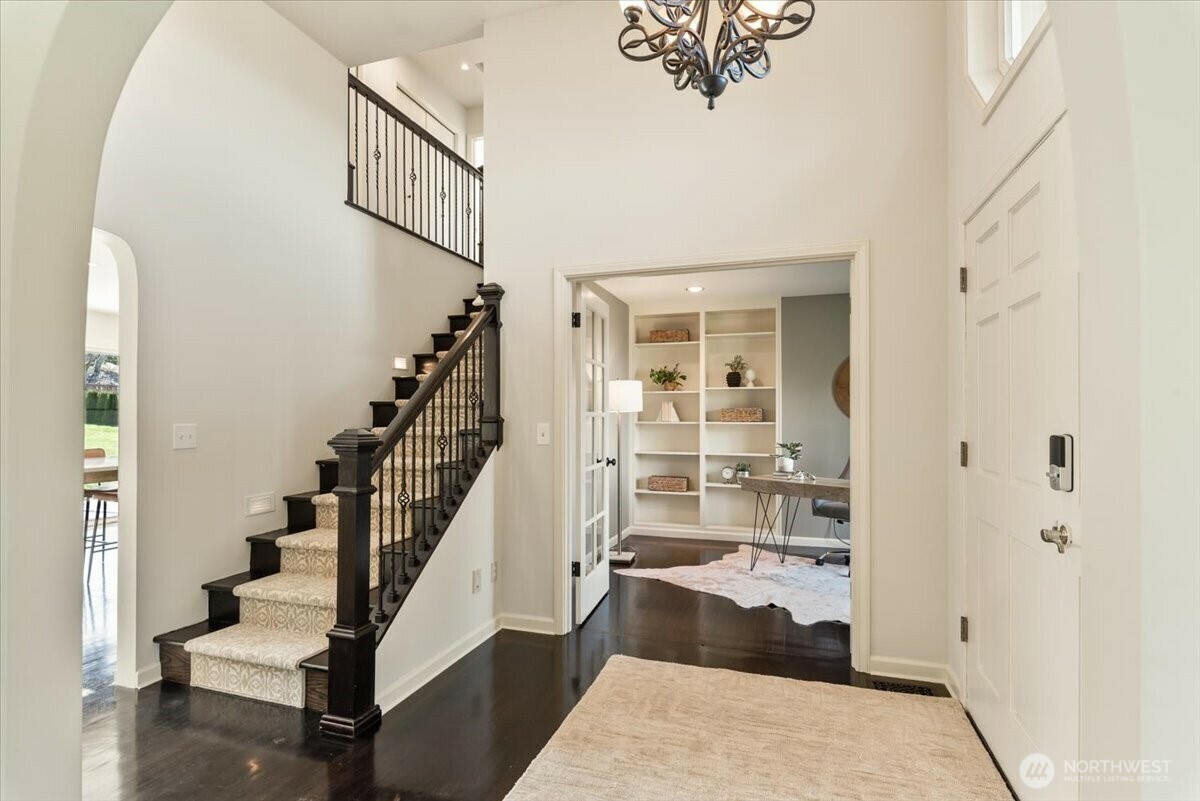 Property Photo: 25 W Anadar Place WA 98282