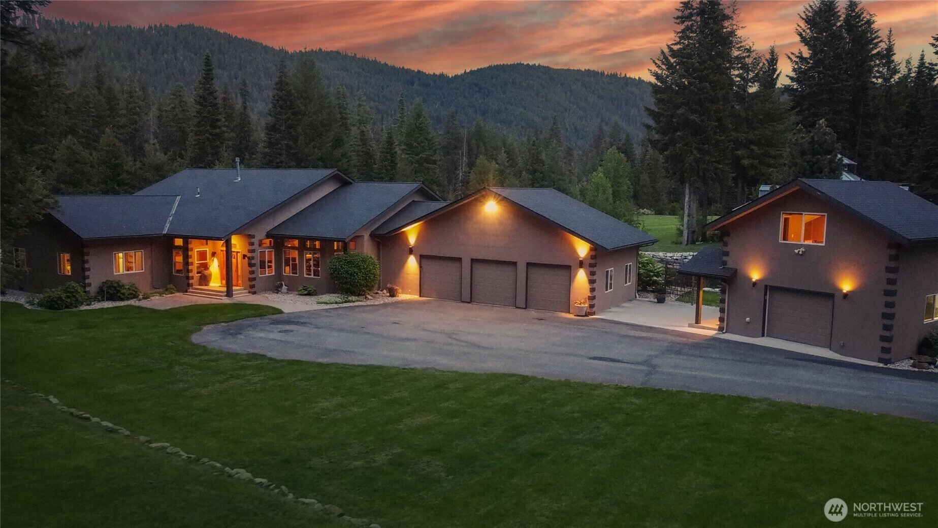 Property Photo: 20693 Miracle Mile WA 98826