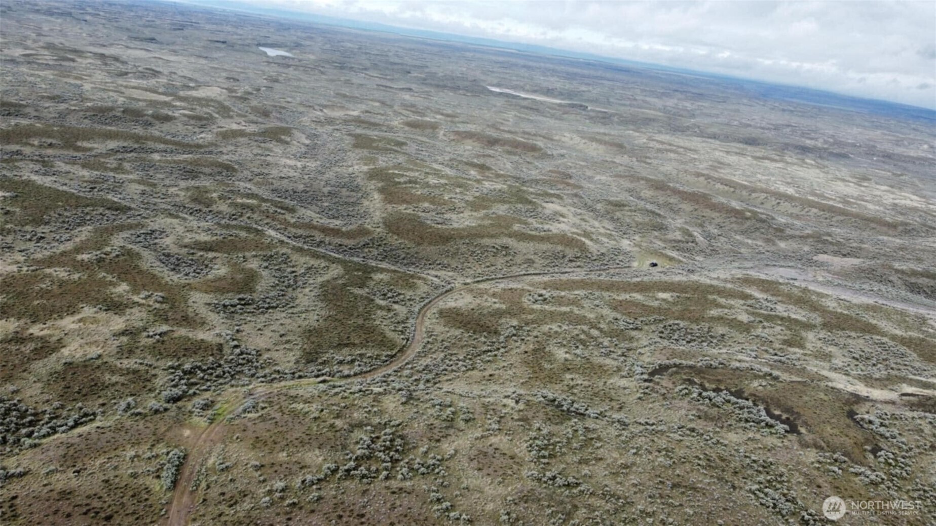 Property Photo:  5 NE Rd R.5  WA 98860 