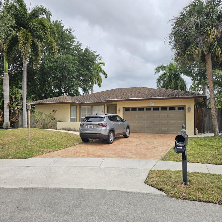 21521 Cavandish Road  Boca Raton FL 33433 photo