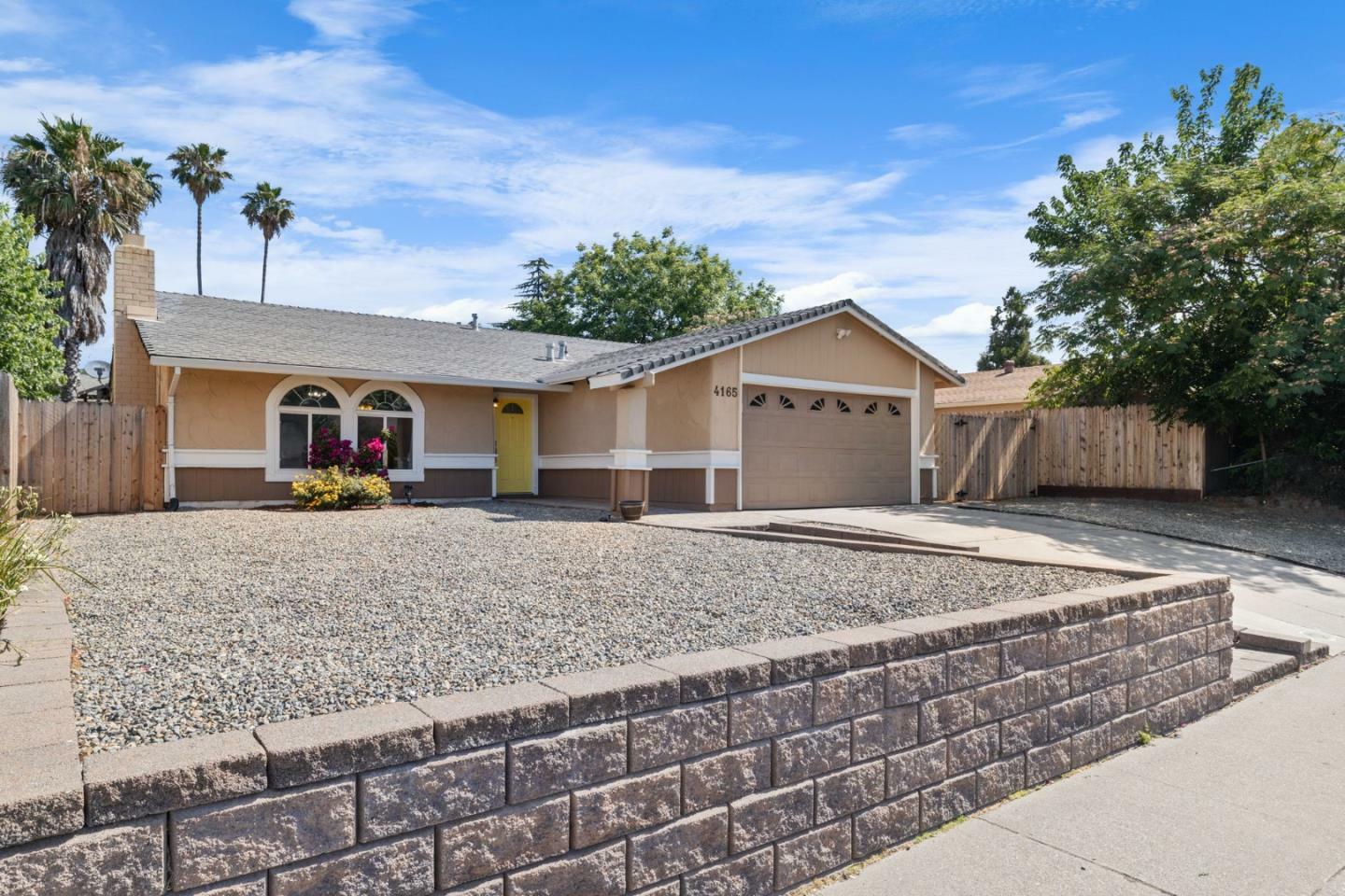 Property Photo: 4165 Ernestine Way CA 95660