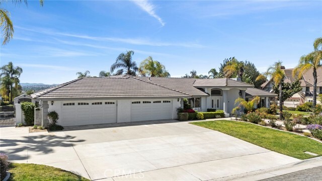 Property Photo: 1042 Coronet Drive CA 92506