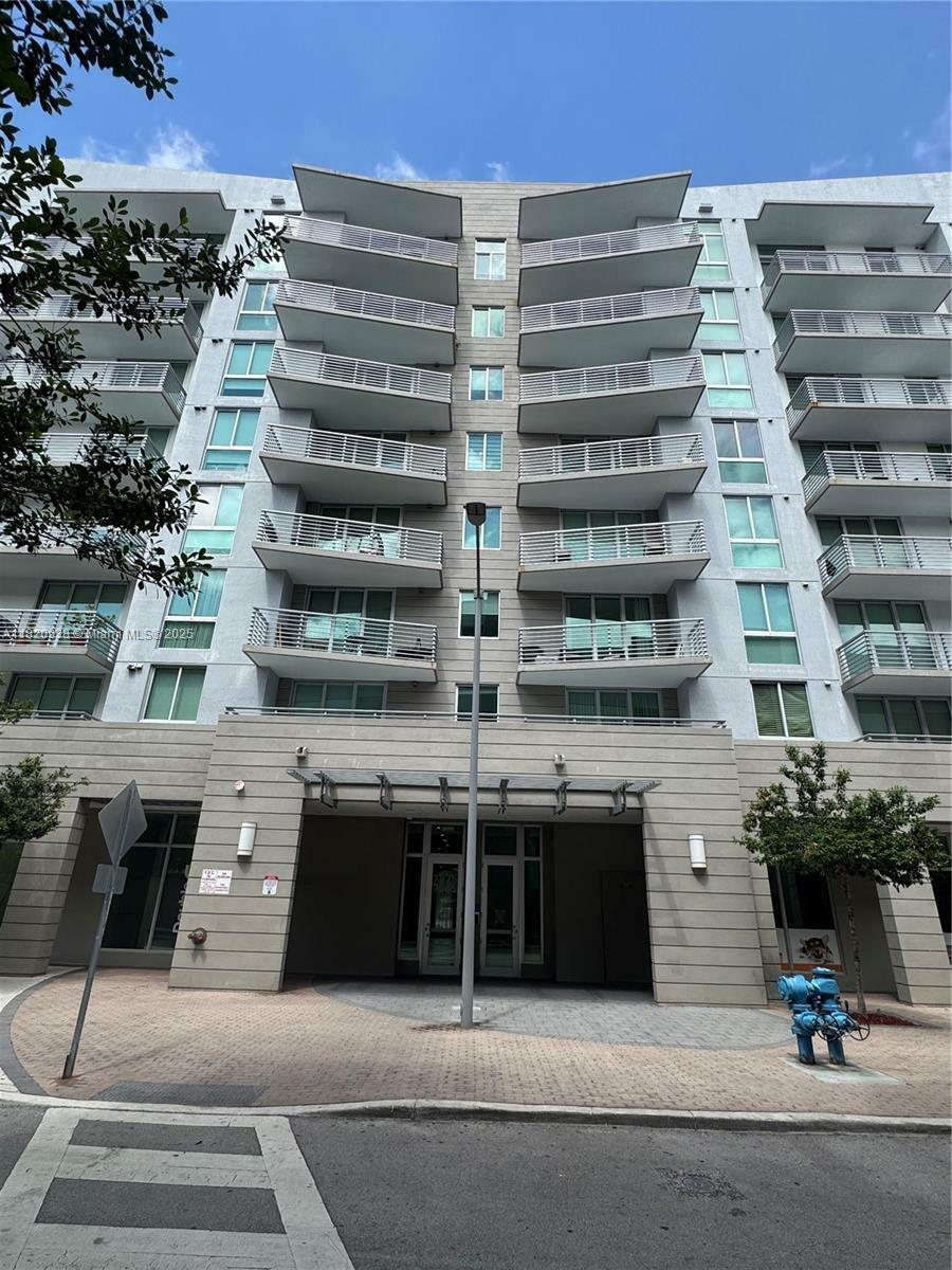 Property Photo: 7875 NW 107th Ave 215 FL 33178