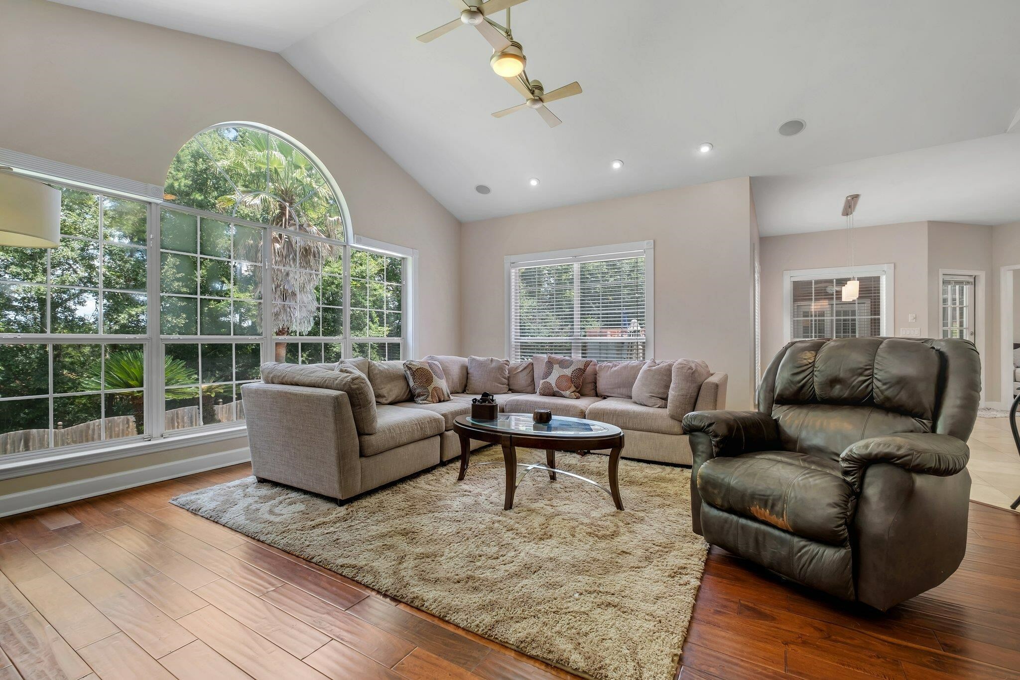 Property Photo: 1387 E Conservancy Drive FL 32312