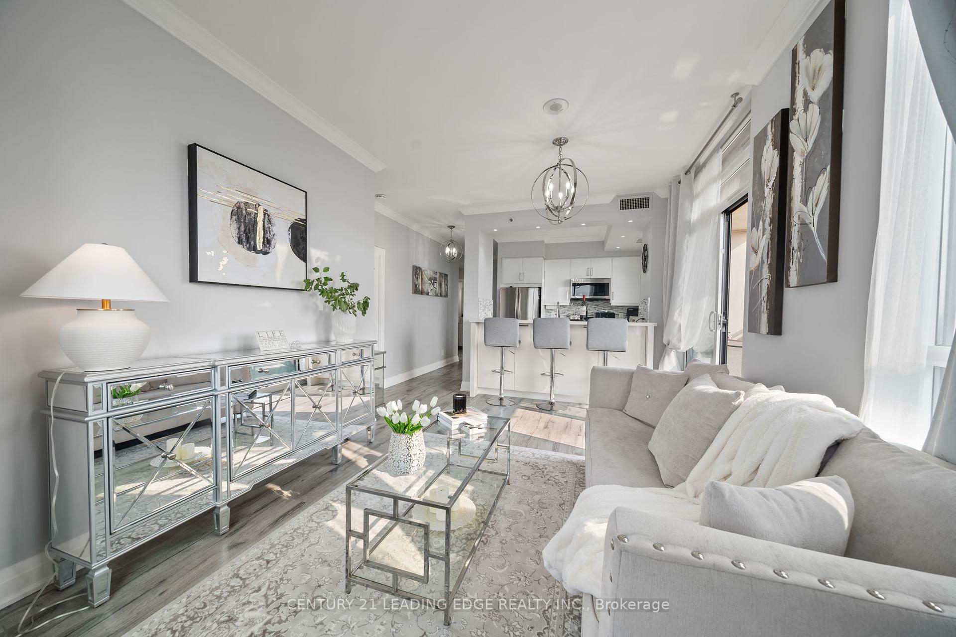 Property Photo: 520 Steeles Avenue W 1112 ON L4J 0H2