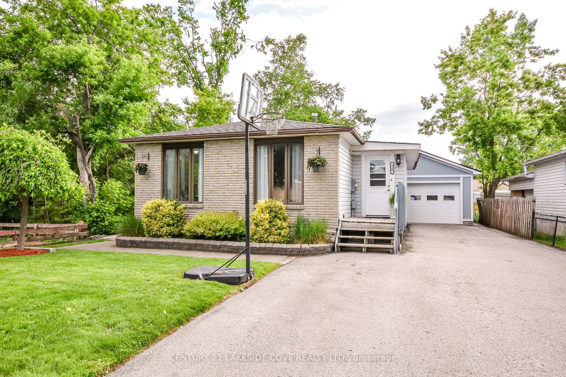 420 Raymond Avenue  Orillia ON L3V 6X4 photo