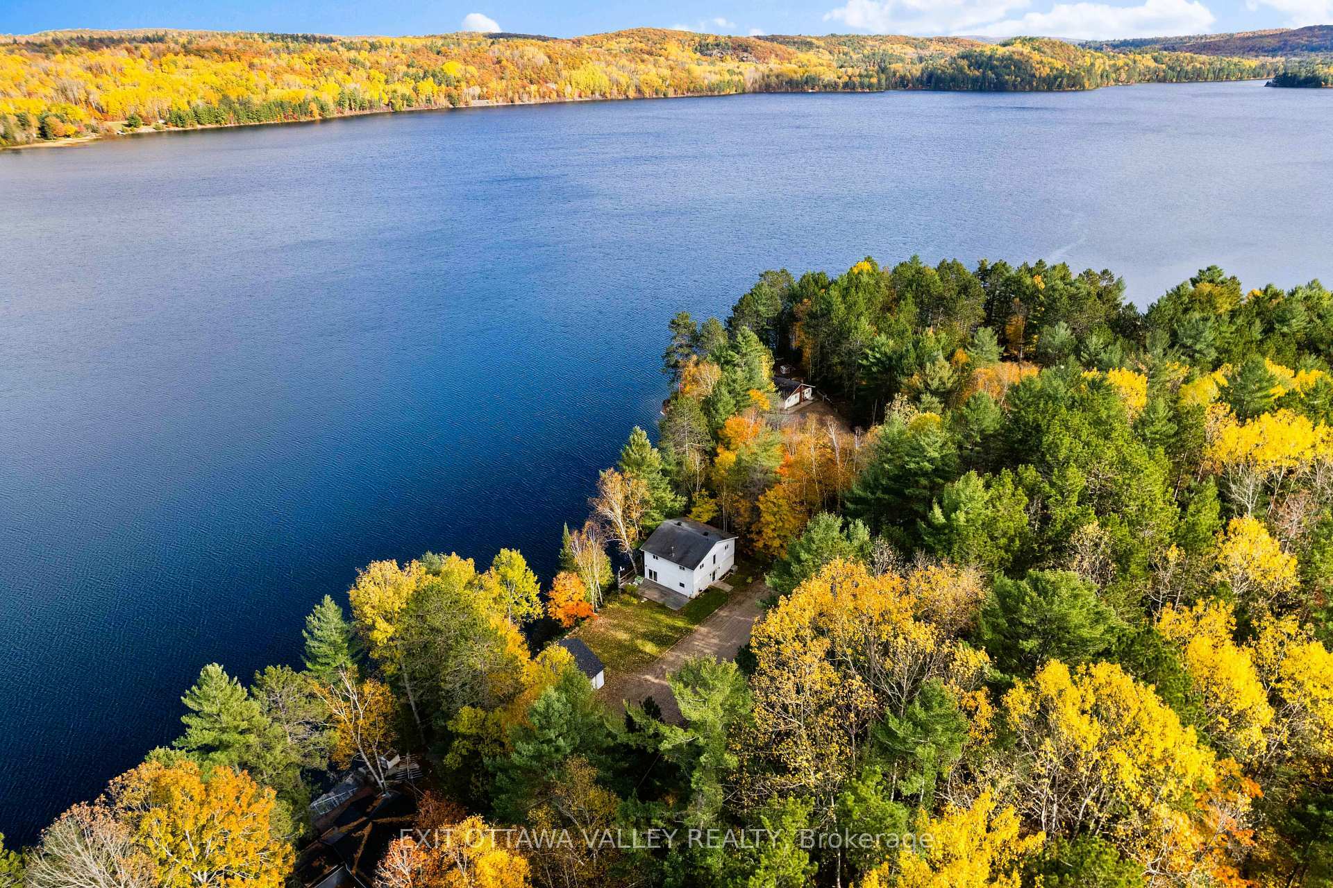 Property Photo: 88 Chris Mullin Lane ON K0J 1B0
