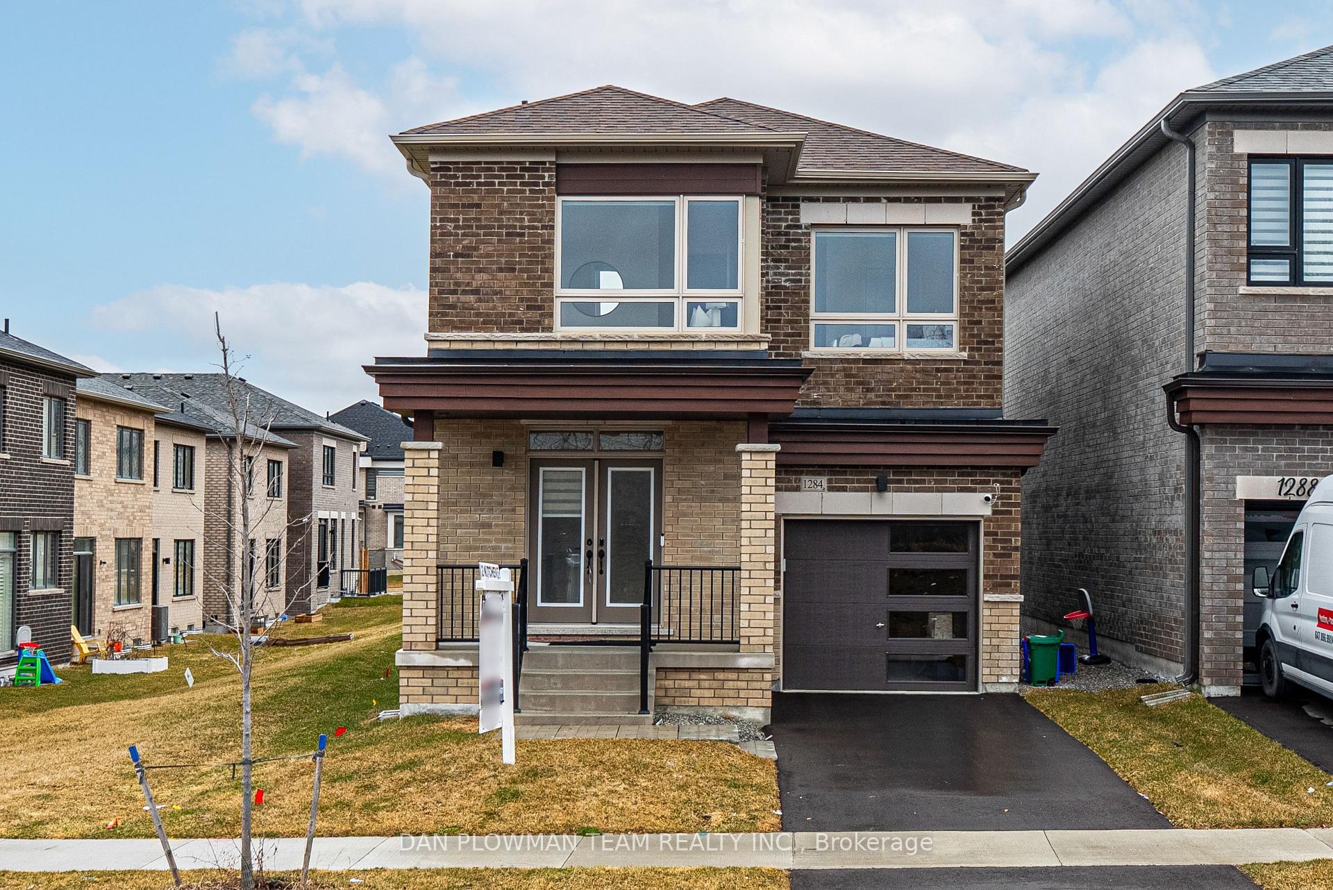 Property Photo: 1284 Klondike Drive ON L1H 8L7