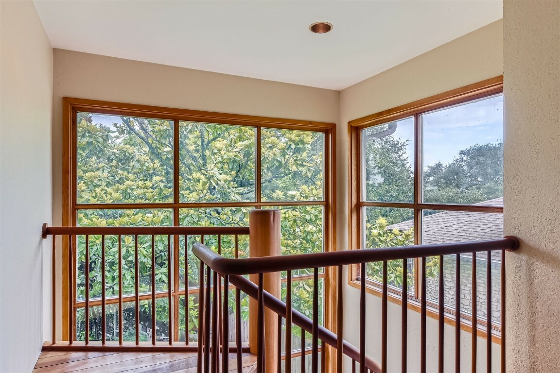 Property Photo: 6819 Bayridge Terrace TX 78759