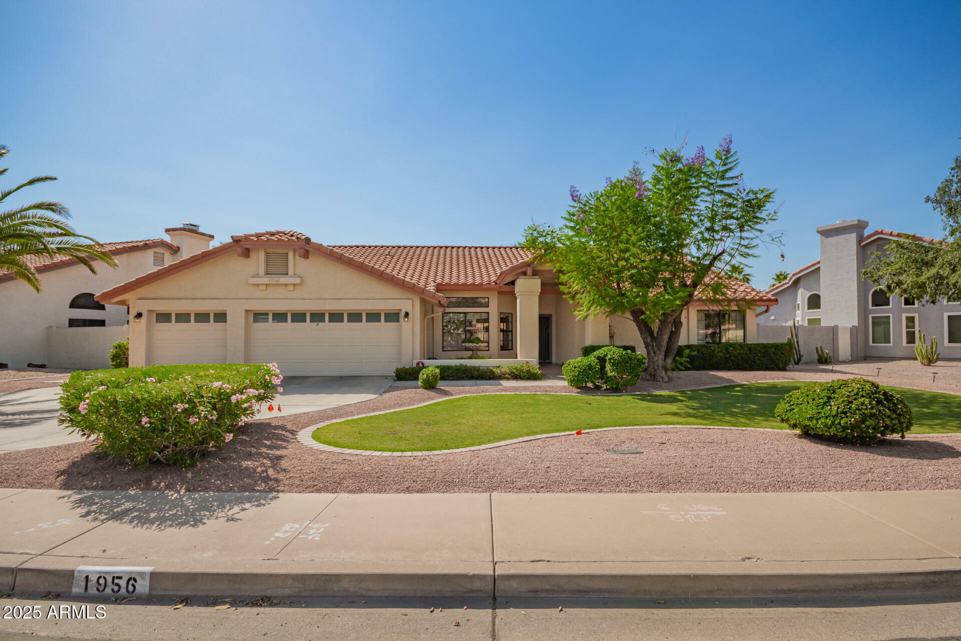 Property Photo: 1956 E Calle De Caballos -- AZ 85284