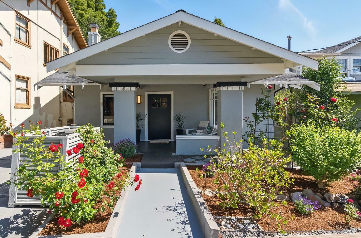 Property Photo: 1572 Vista Street CA 94602