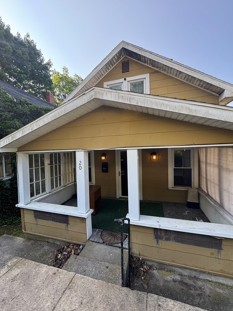Property Photo: 20 E Walnut Street WV 26261