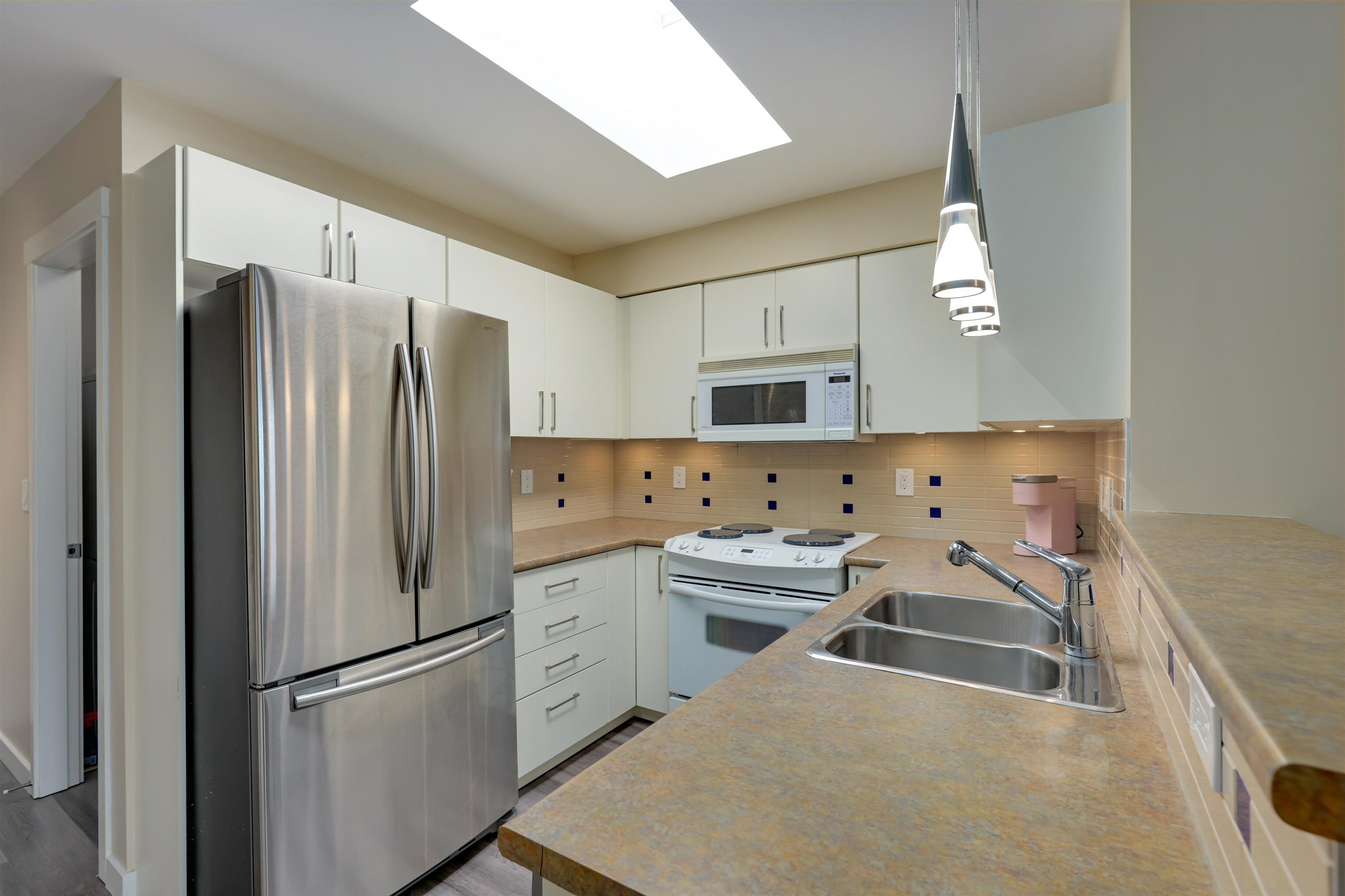 Photo de la propriété: 6172 Fraser Street Ph3 BC V5W 3A1