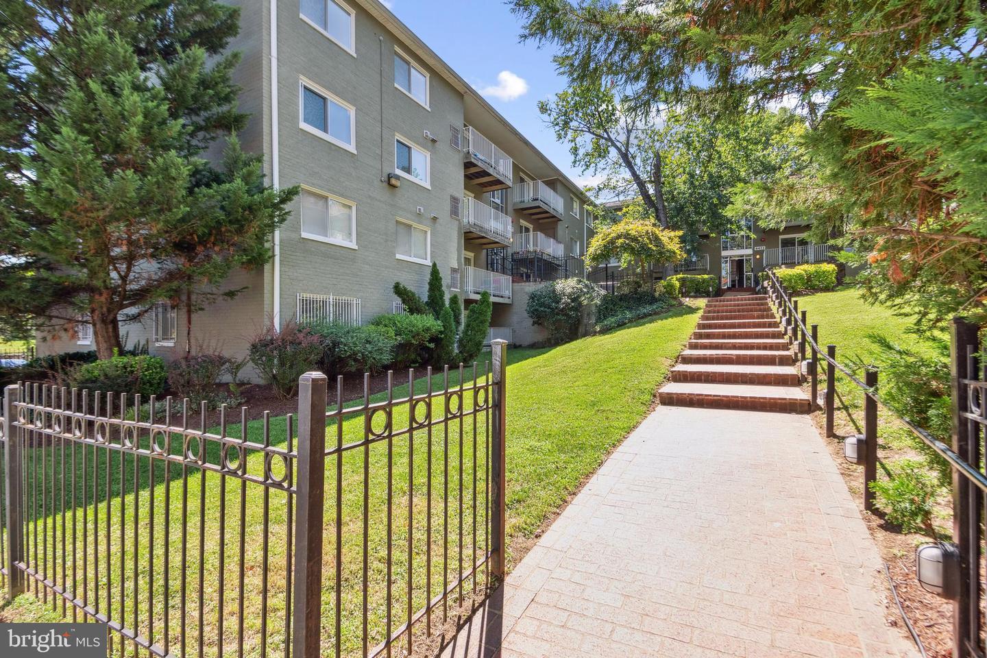 Property Photo: 4477 B Street SE 104 DC 20019