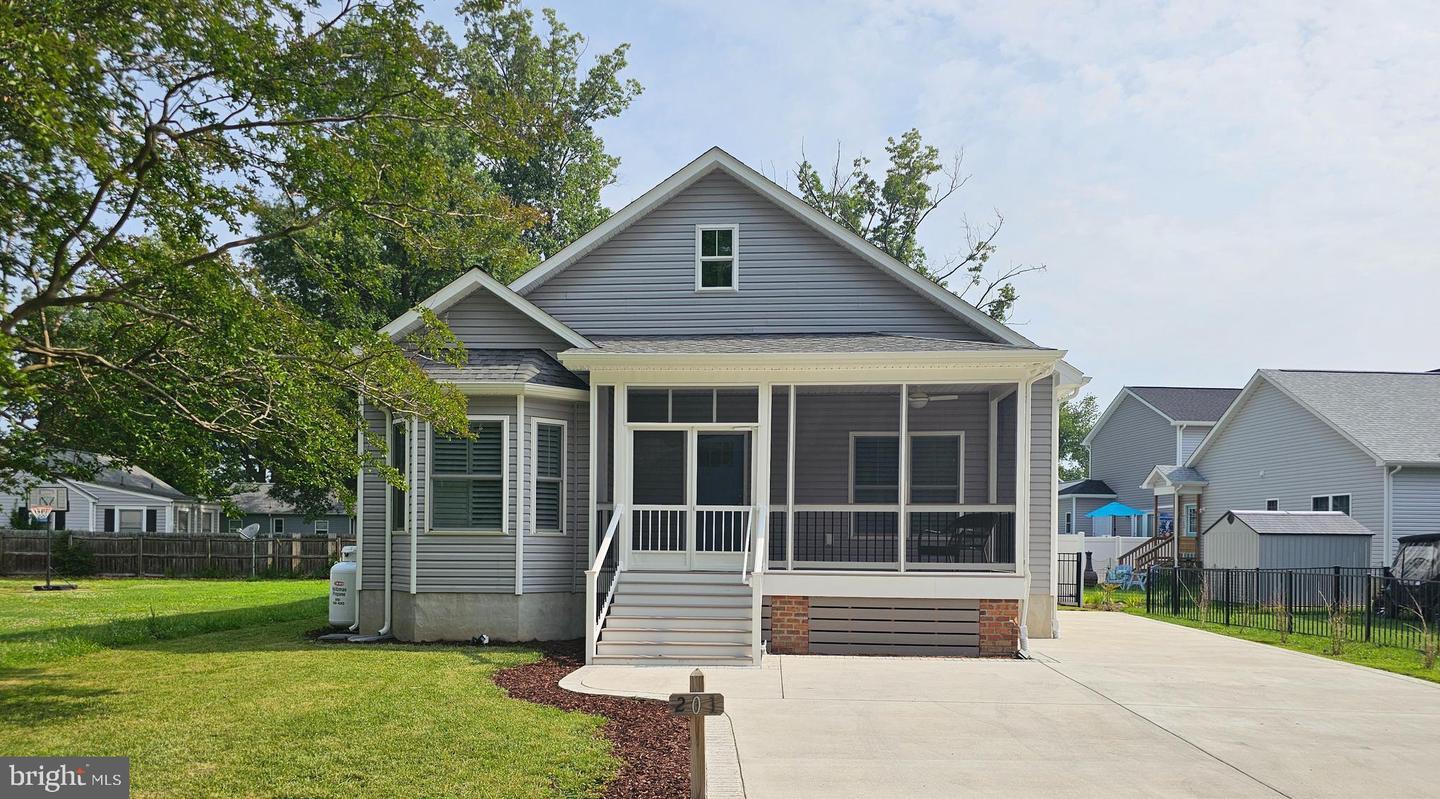 Property Photo:  201 Lawrence Lane  VA 22443 