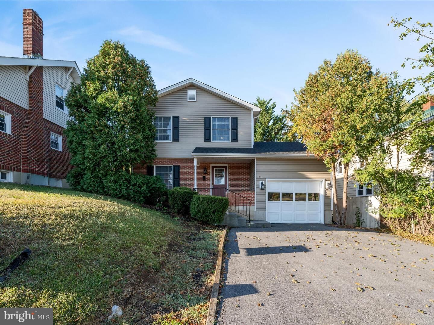 Property Photo:  711 E Cork Street  VA 22601 