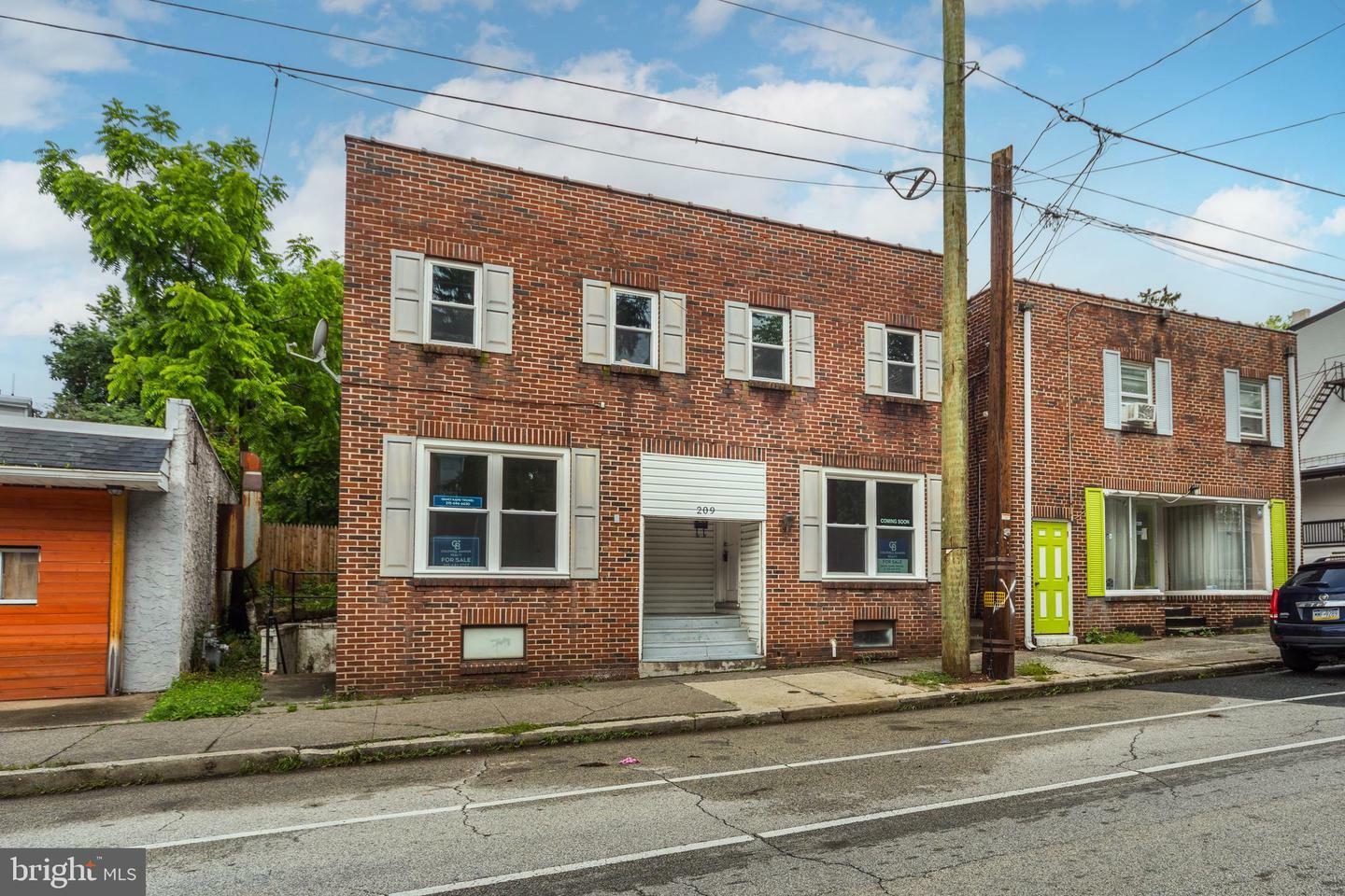 Property Photo: 209 N York Street PA 19464