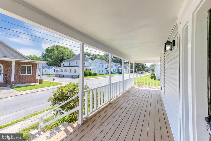 Property Photo:  618 Walnut Street  MD 21851 