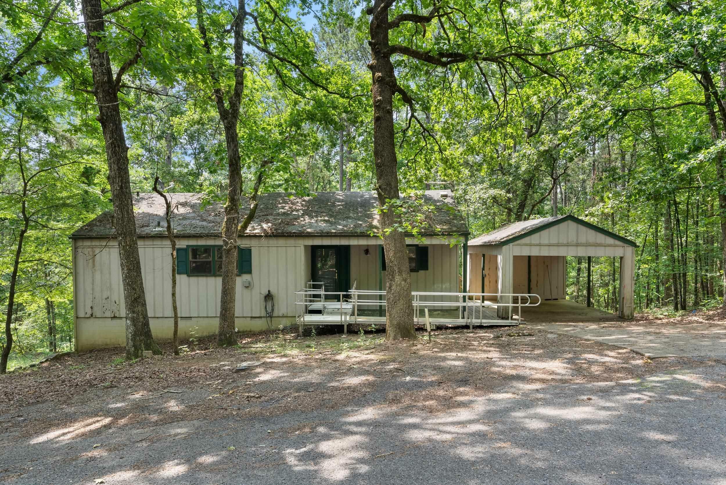 Property Photo:  101 Winchester Ct.  AR 72088 