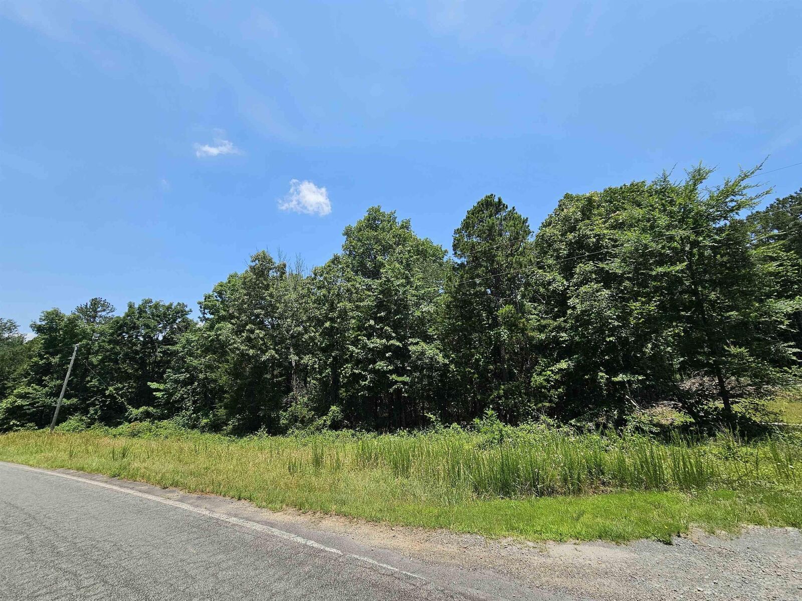 Property Photo:  5015 Burnt Ridge Rd  AR 72153 