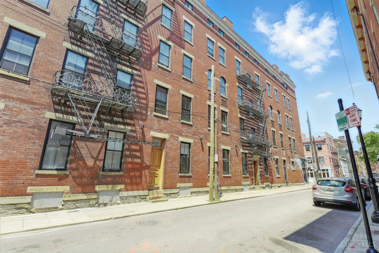 Property Photo: 34 E 14th Street OH 45202