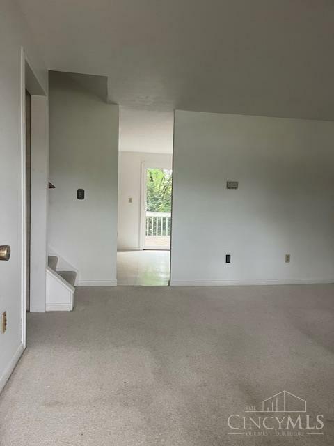 Property Photo: 1810 W Kemper Road OH 45240