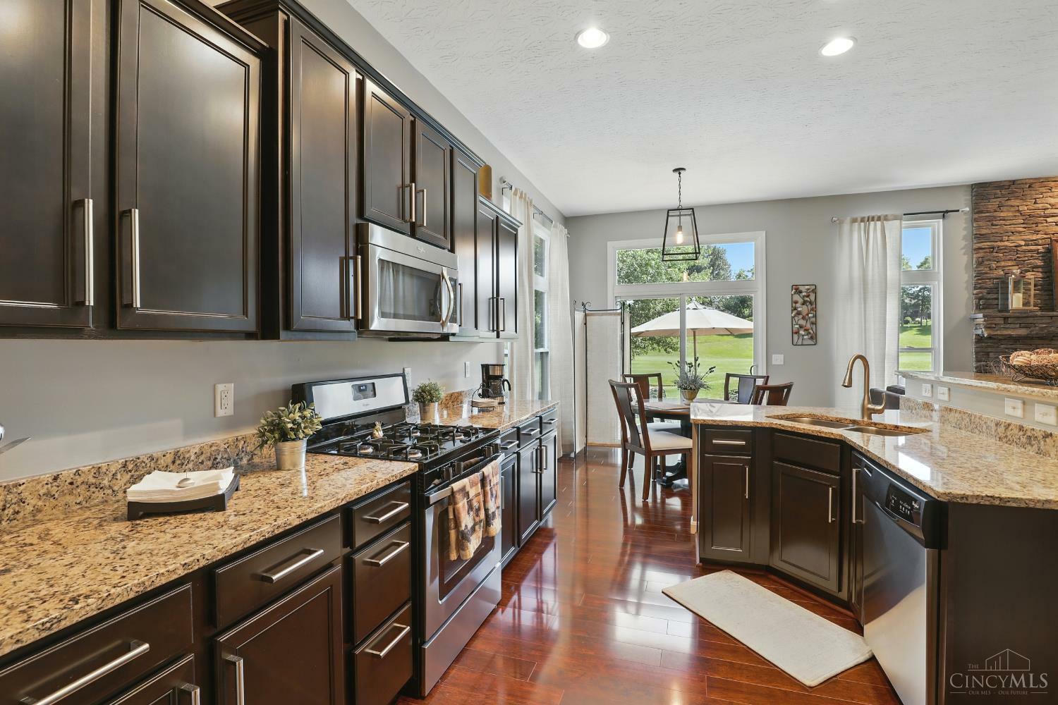 Property Photo: 6664 Creekside Way OH 45011