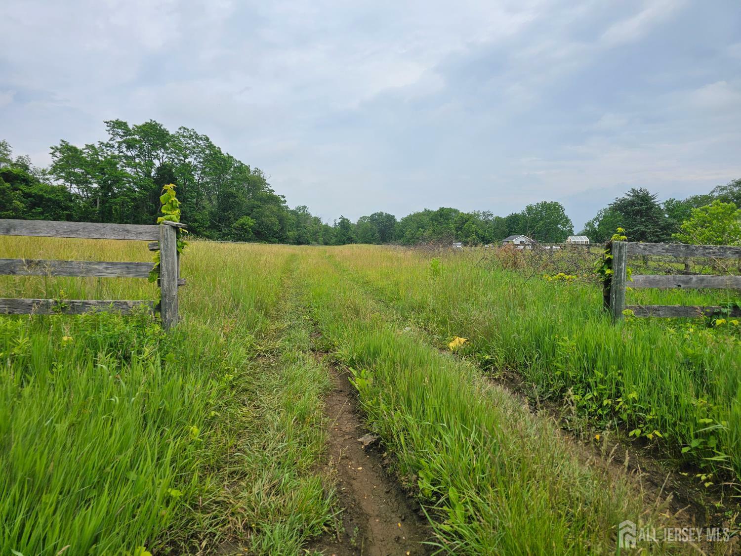 Property Photo:  45 Hill Road  NJ 08501 