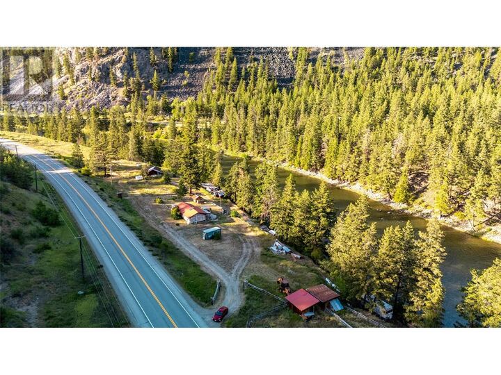 Property Photo: 1840 Highway 3 Other BC V0X 1W0