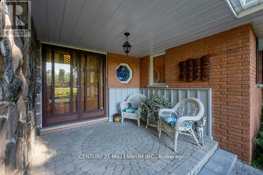 Property Photo: 1264 Olde Base Line Road ON L7C 0J1