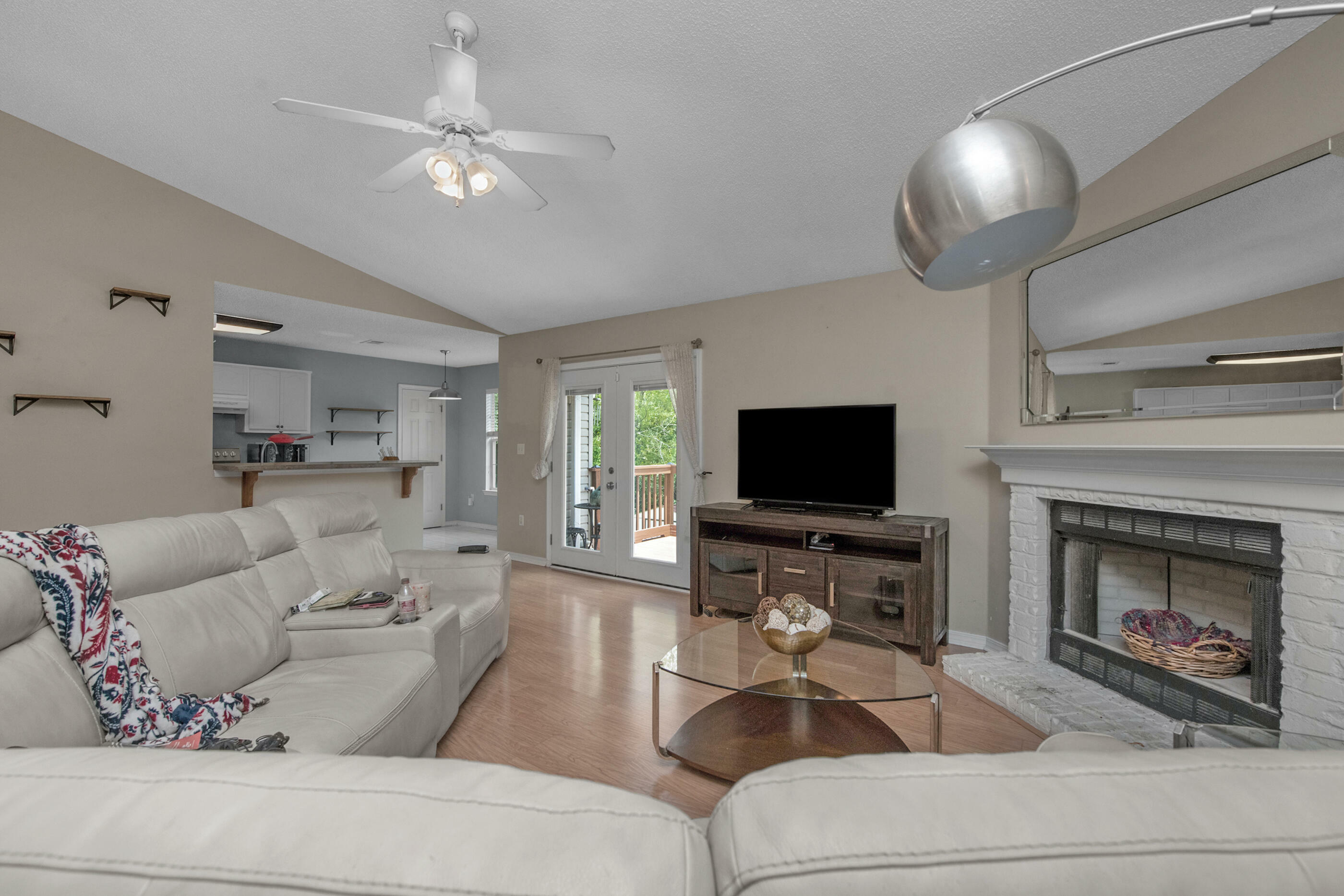 Property Photo: 712 Riva Ridge Drive FL 32539