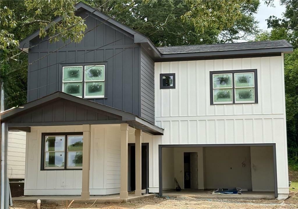 Property Photo: 511 Casanova Street SE GA 30315