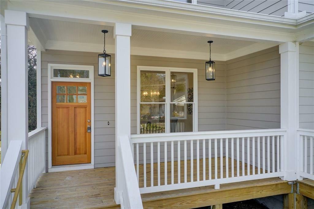 Property Photo: 1240 Oakland Terrace SW B GA 30310