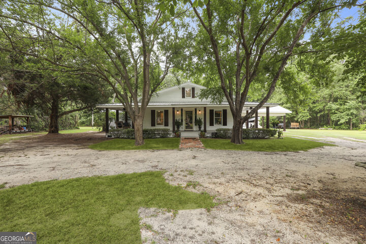 Property Photo:  684 Frances Lane  GA 30415 