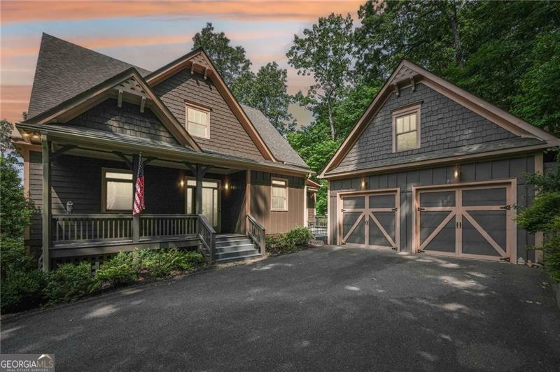 Property Photo: 842 Columbine Drive GA 30143