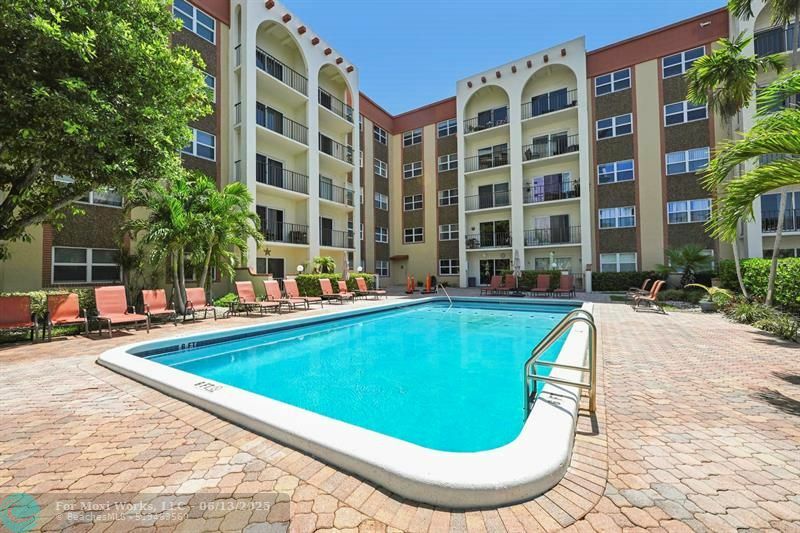 Property Photo: 400 N Riverside Dr 404 FL 33062